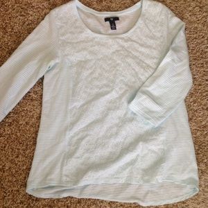 GAP pale blue 3/4 sleeve shirt